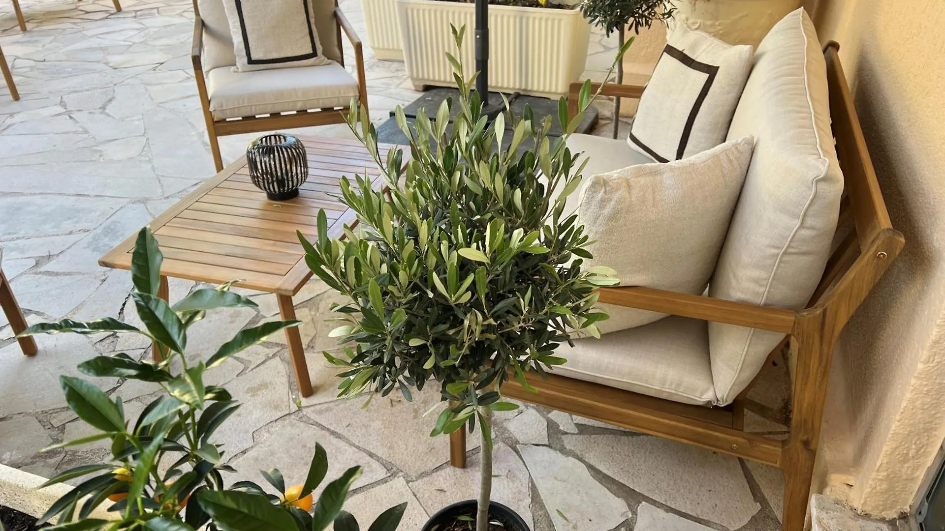 Hotel Gallia קאן 3*,  צרפת